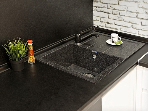 Мойки из искусственного камня: почему они популярны. Гид по выбору за 6 шагов